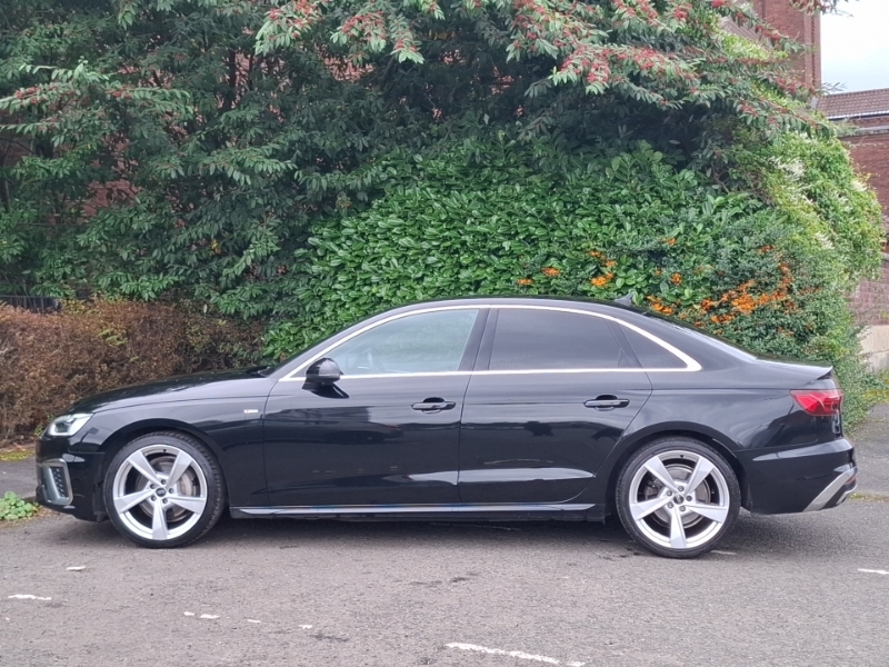 Audi A4 40 Tfsi 204 S Line S Tronic Black #3