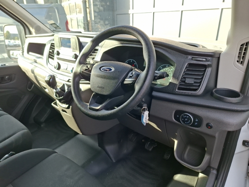 Ford Transit Custom 2.0 Ecoblue 130Ps Chassis Cab White #3