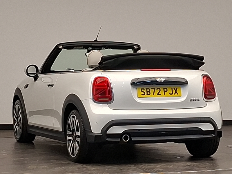 Mini Convertible 1.5 Cooper Exclusive Premium Plus White #2