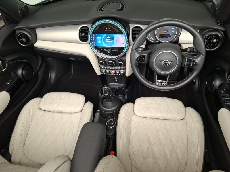 Mini Convertible 1.5 Cooper Exclusive Premium Plus White #4