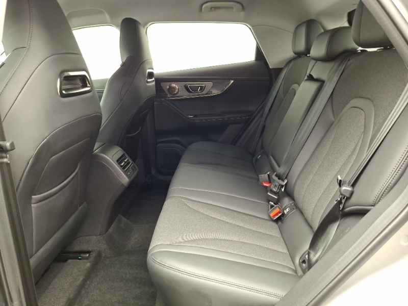Omoda E5 155Kw Knight 61Kwh Silver #6