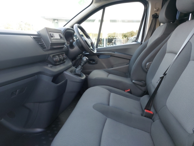 Renault Trafic Sl30 Blue Dci 130 Start Van Black #5
