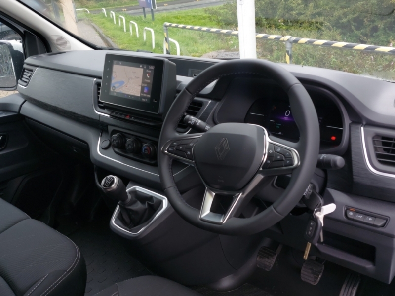 Renault Trafic Ll30 Blue Dci 130 Extra Safety Van White #3