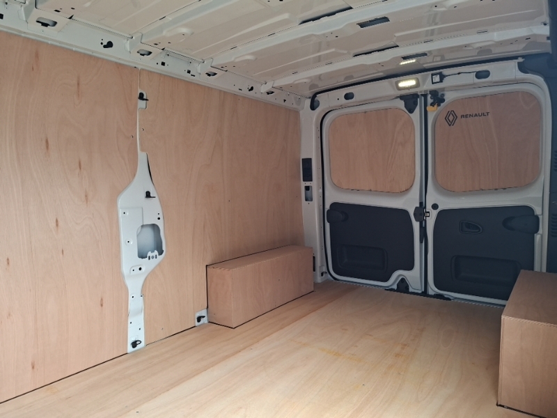 Renault Trafic Ll30 Blue Dci 150 Extra Safety Van White #6