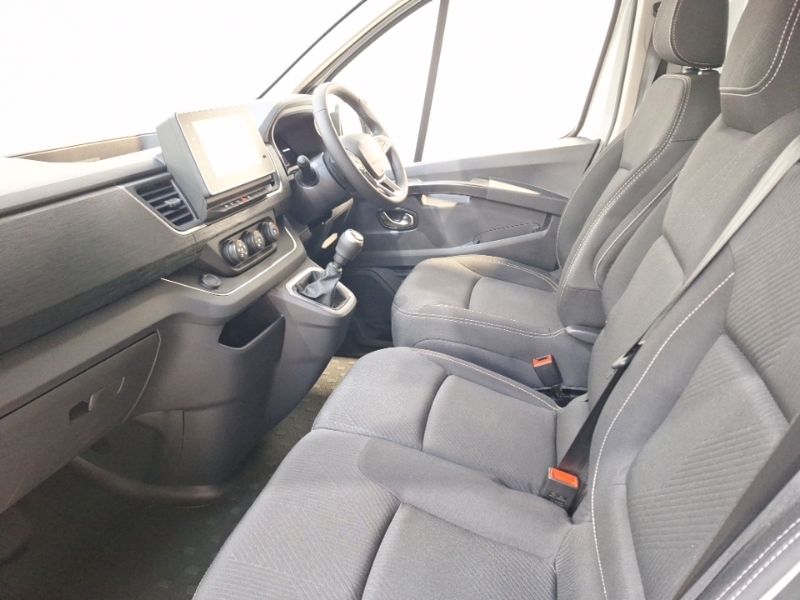 Renault Trafic Ll30 Blue Dci 150 Extra Safety Van White #5