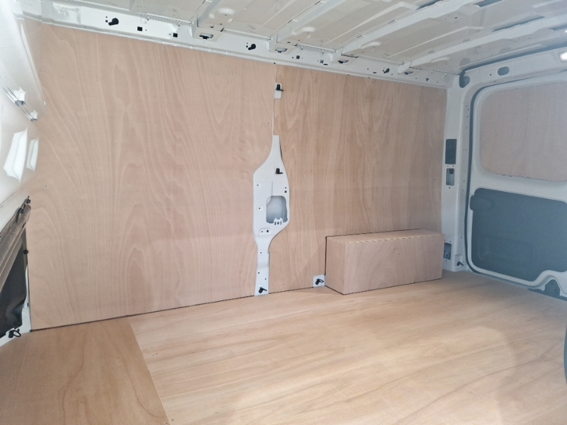 Renault Trafic Ll30 Blue Dci 150 Extra Safety Van White #6