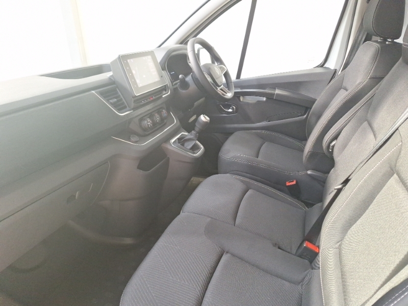 Renault Trafic Ll30 Blue Dci 150 Extra Safety Van White #5