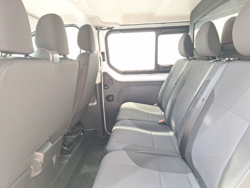 Renault Trafic Ll30 Blue Dci 130 Advance Safety Crew Van White #6