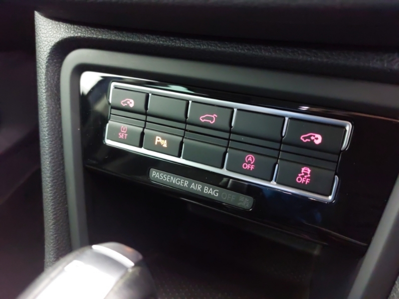 Seat Alhambra 2L Xcellence Red #17
