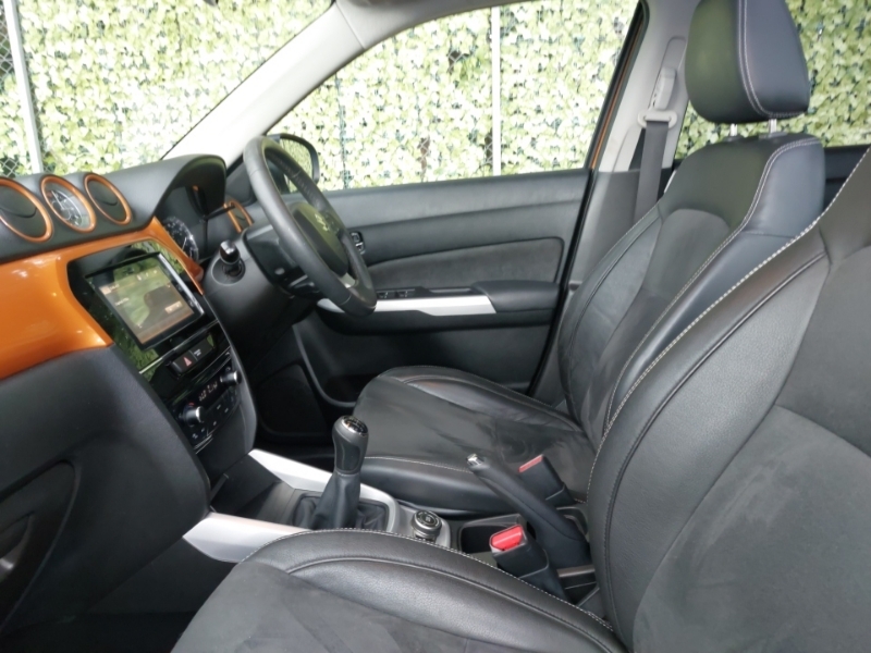 Suzuki Vitara 1.6 Sz5 Allgrip Rugged Pack Black #5