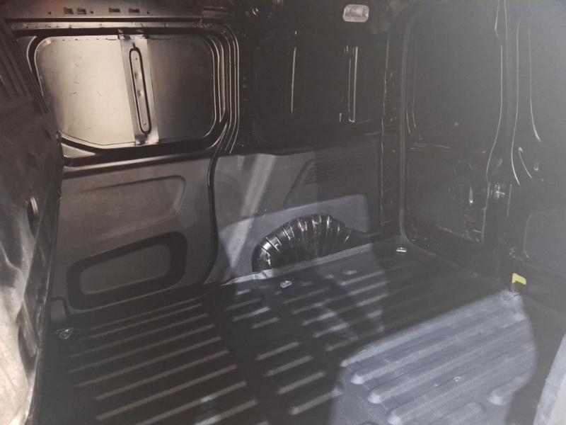 Vauxhall Combo 2000 1.5 Turbo D 130Ps H1 Sportive Van Black #6