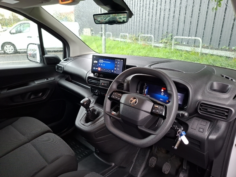 Vauxhall Combo 1.5 Turbo D 100Ps Pro H1 Van White #3