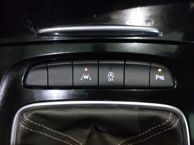 Vauxhall Insignia Turbo Gpf Sri VX White #16