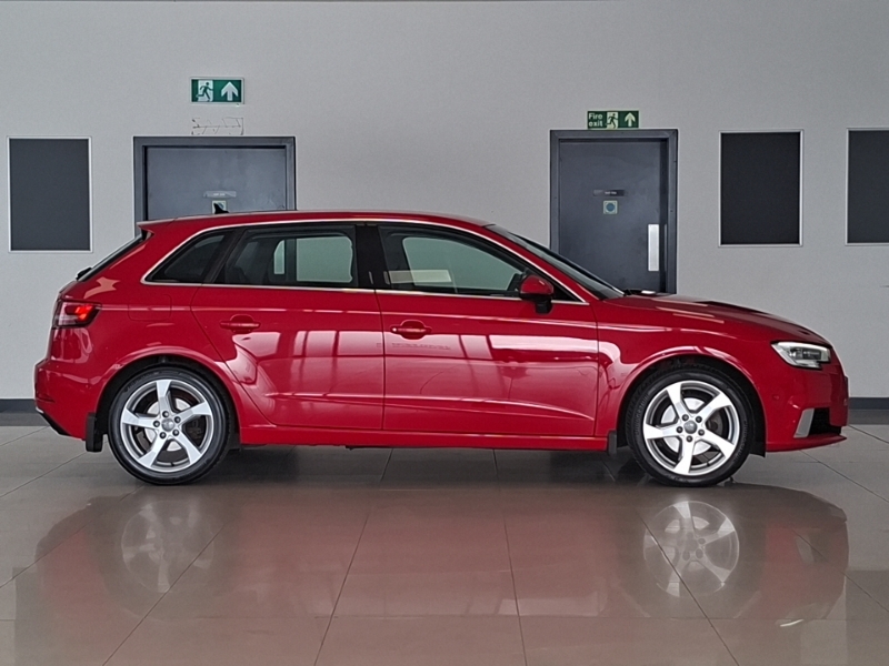 Audi A3 35 Tfsi Sport S Tronic Red #3