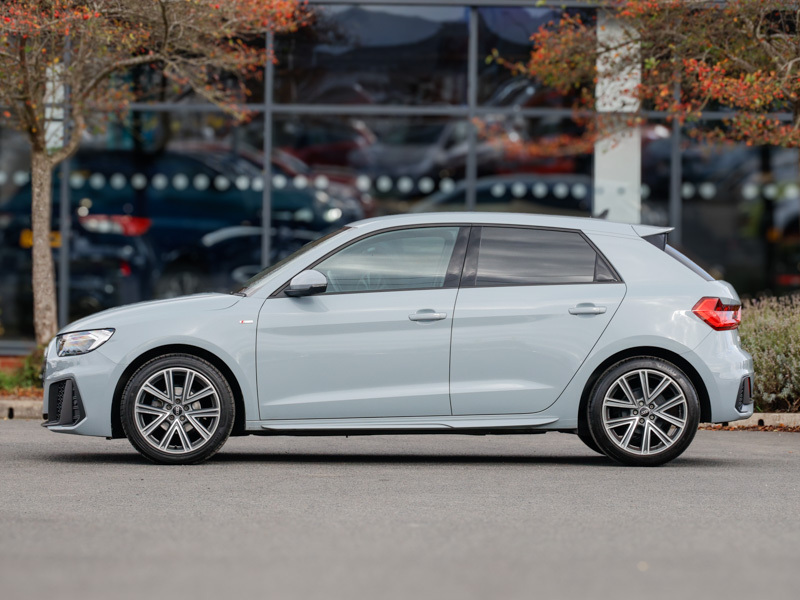 Audi A1 25 Tfsi S Line S Tronic Grey #4