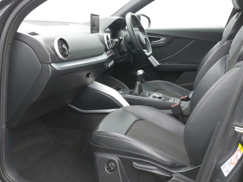 Audi Q2 Sport 35 Tfsi 150 Ps 6-Speed Grey #5