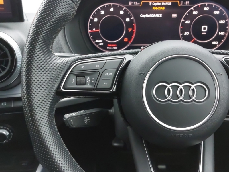 Audi Q2 Sport 35 Tfsi 150 Ps 6-Speed Grey #12