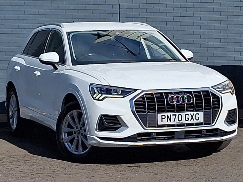Audi Q3 Tfsi Cod 35 S White #1