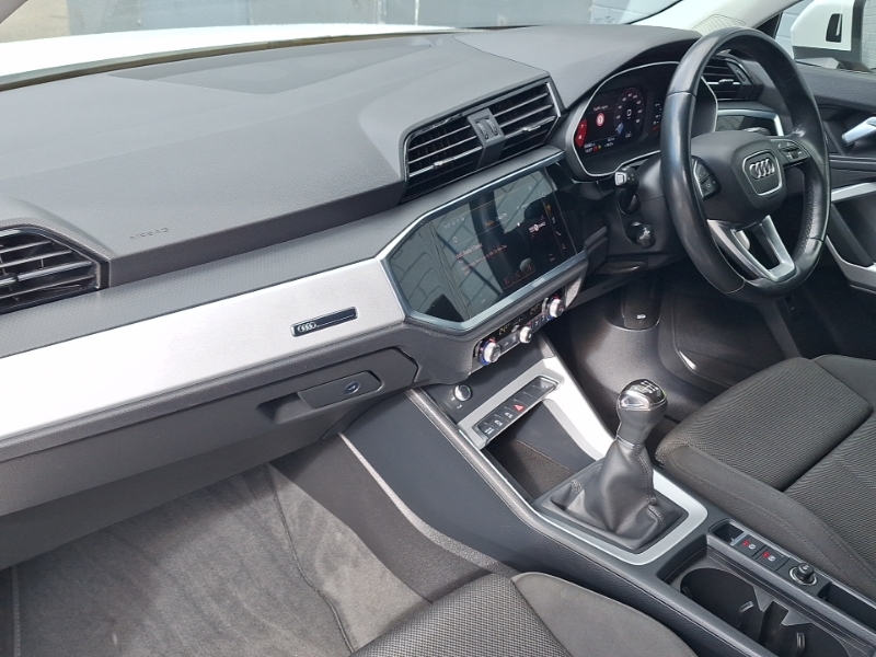 Audi Q3 Tfsi Cod 35 S White #5