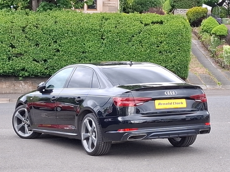 Audi A4 35 Tfsi Black Edition Black #2