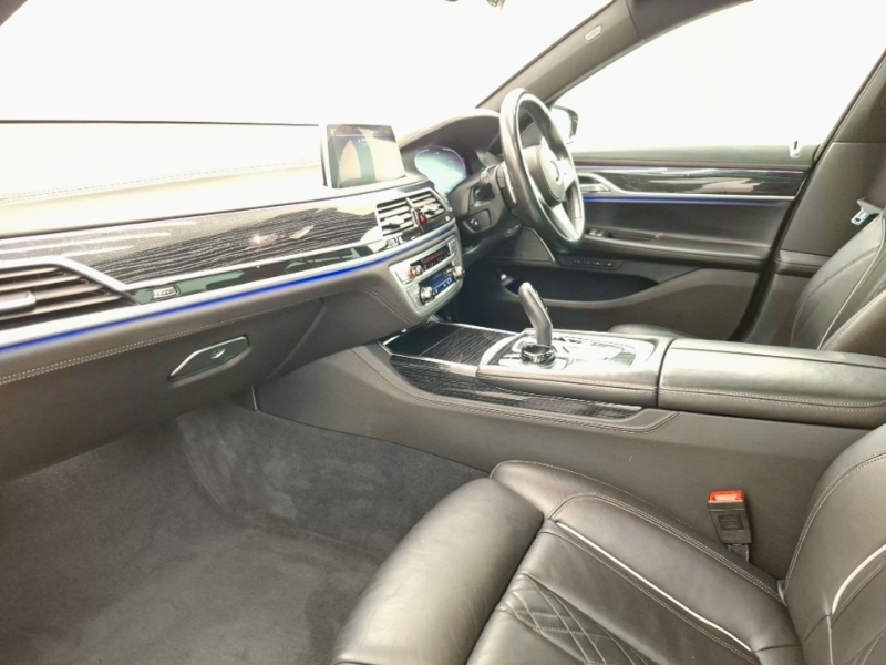 BMW 7 Series 740D Xdrive Mht M Sport Black #5