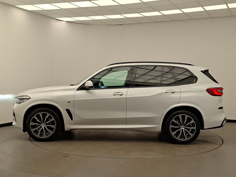 BMW X5 Xdrive30d M Sport White #4
