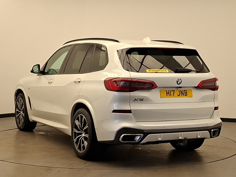 BMW X5 Xdrive30d M Sport White #2
