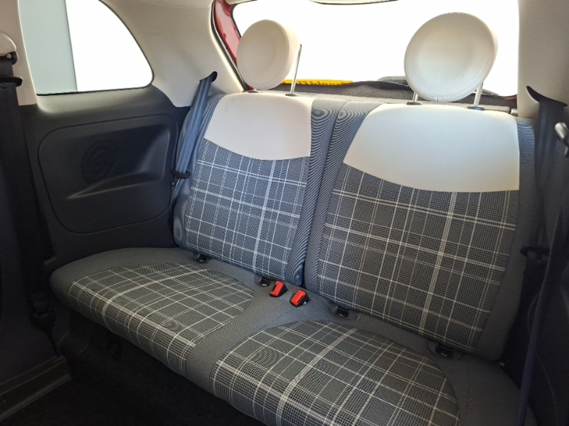 Fiat 500 1.2 Lounge Red #6
