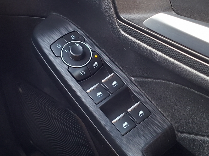 Ford Kuga 2.5 Fhev Vignale Cvt Black #17
