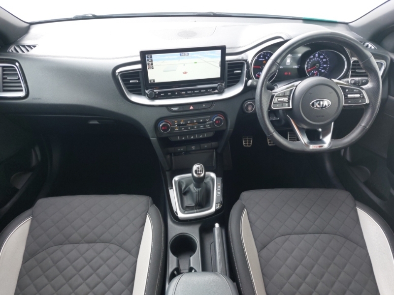 Kia Ceed 1.0T Gdi Isg Gt-line White #3