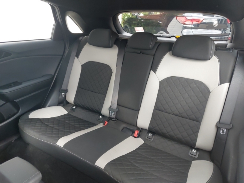 Kia Ceed 1.0T Gdi Isg Gt-line White #6