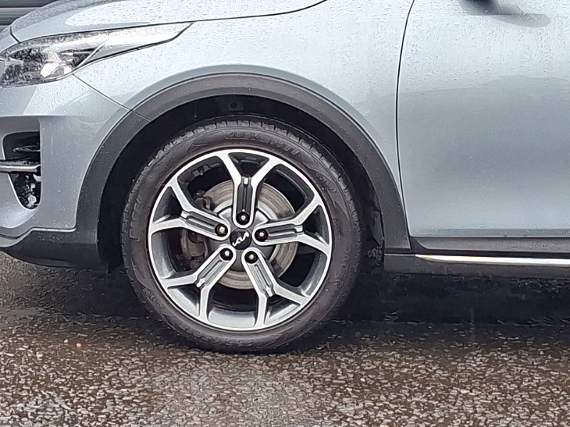 Kia Xceed 4 Black #19