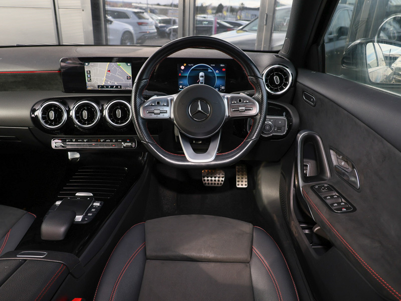 Mercedes-Benz A Class A 180 Amg Line Executive White #7