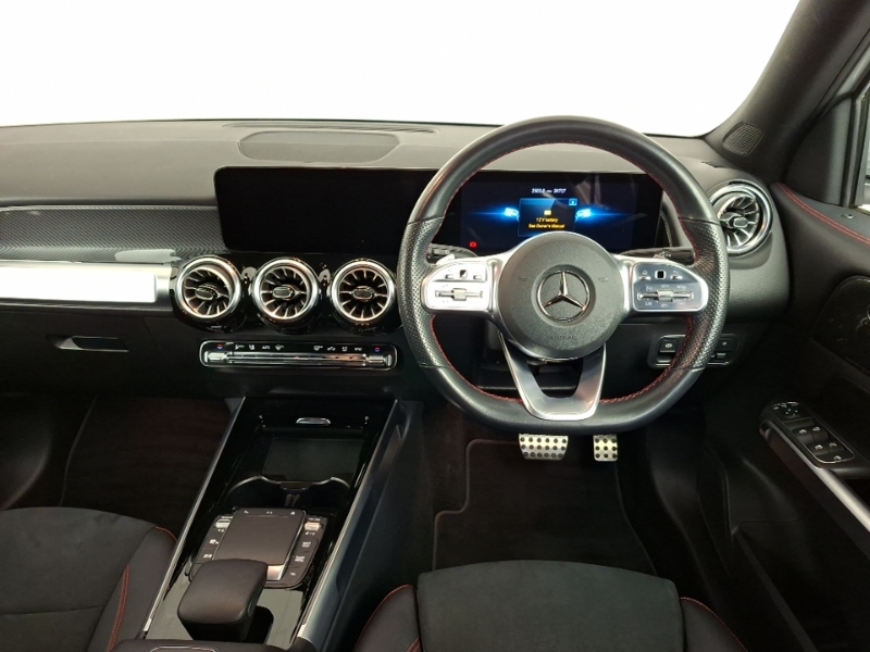 Mercedes-Benz GLB Class Glb 220D 4Matic Amg Line Premium 8G-tronic White #5