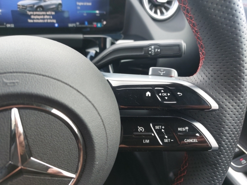 Mercedes-Benz GLA Class Gla 250 E Amg Line Premium Grey #12