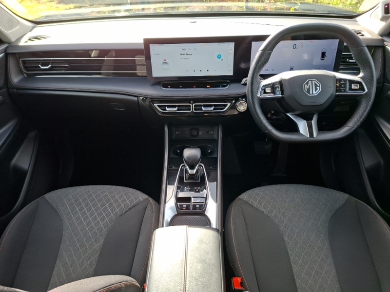 MG HS 1.5 T-gdi Se Dct Black #3