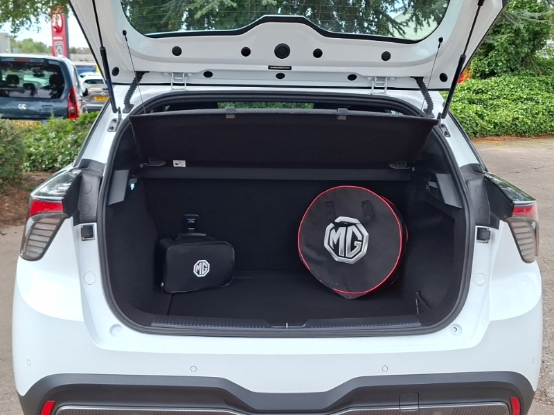 MG MG4 150Kw Trophy Ev Long Range 64Kwh Blue #18
