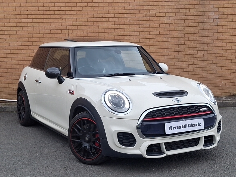 Mini Hatch 2.0 John Cooper Works White
