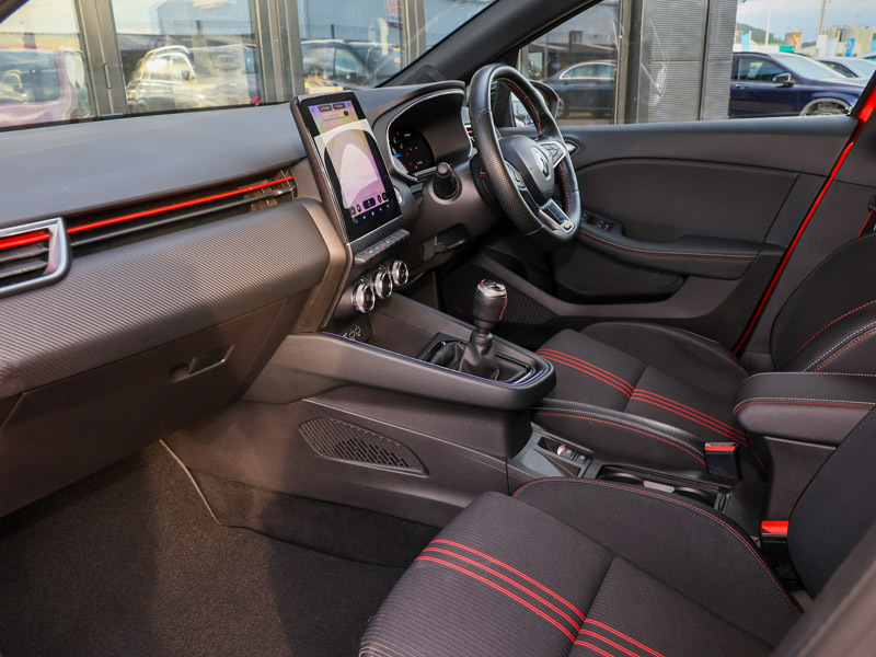 Renault Clio 1.0 Tce 90 Evolution Black #4