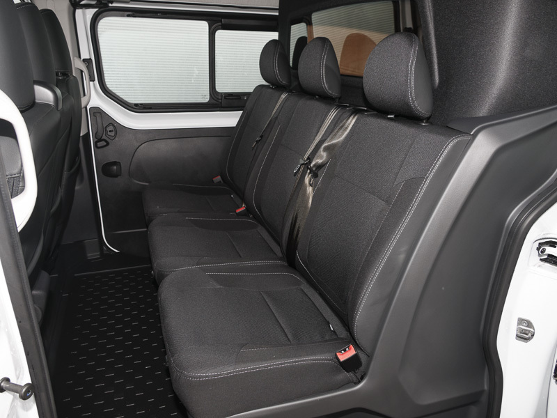 Renault Trafic Ll30 Blue Dci 130 Advance Safety Crew Van White #7
