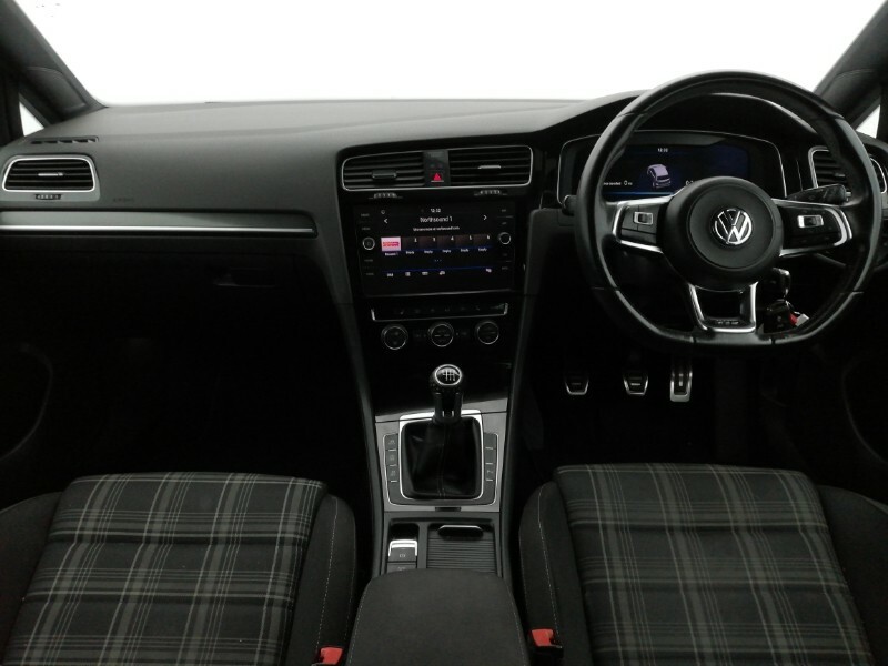 Volkswagen Golf 2.0 Tdi 184 Gtd Black #3