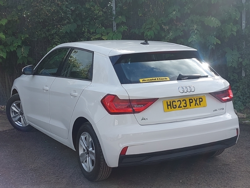 Audi A1 25 Tfsi Technik White #2