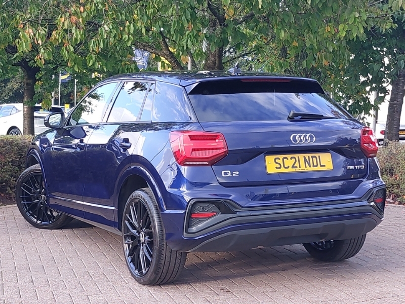 Audi Q2 35 Tfsi Black Edition Blue #2