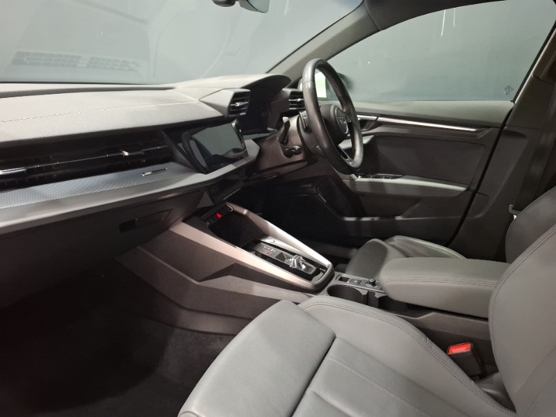 Audi A3 30 Tfsi S Line S Tronic White #5