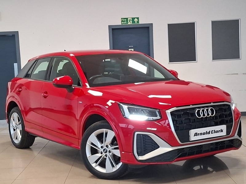 Audi Q2 35 Tfsi S Line S Tronic Red