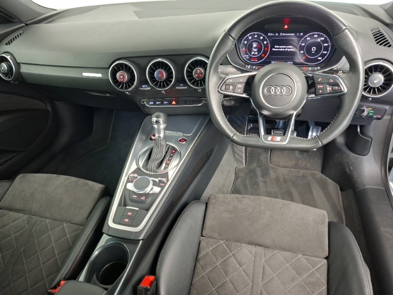 Audi TT 40 Tfsi Black Edition S Tronic White #4