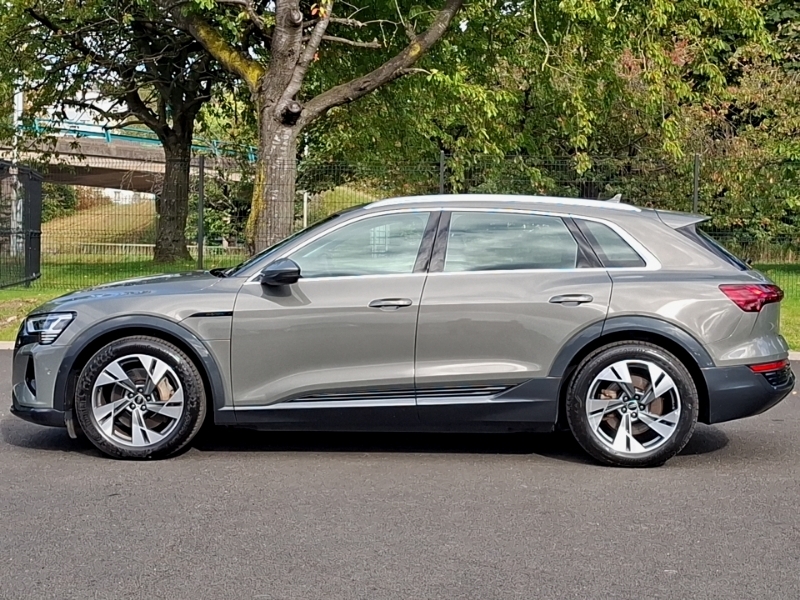 Audi Q8 e tron 250Kw 50 Quattro 95Kwh Sport Grey #4