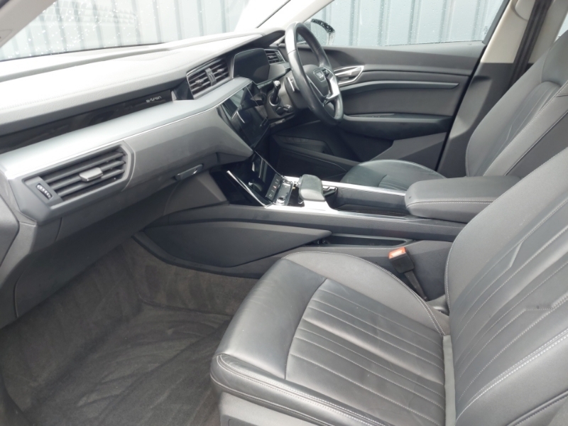 Audi Q8 e tron 250Kw 50 Quattro 95Kwh Sport Grey #3