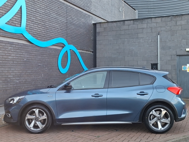 Ford Focus 1.0 Ecoboost Hybrid Mhev 125 Active Edition Blue #4