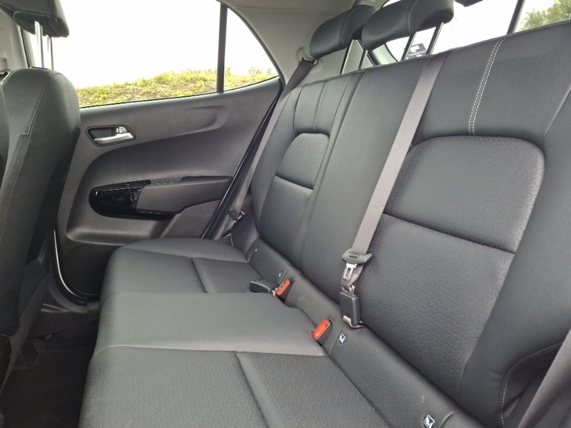 Kia Picanto 1.0 3 White #6